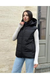 Жилетка жіноча дута зі знімним капюшоном, безрукавка жіноча тепла чорна